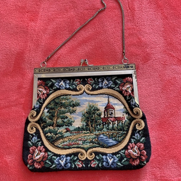 Vintage Tapestry Handbag - Picture 2 of 3